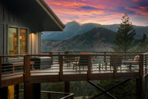 Moose Den Luxury Vacation Home at Windcliff home